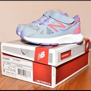 New Balance -NWT Toddler Sneakers 7